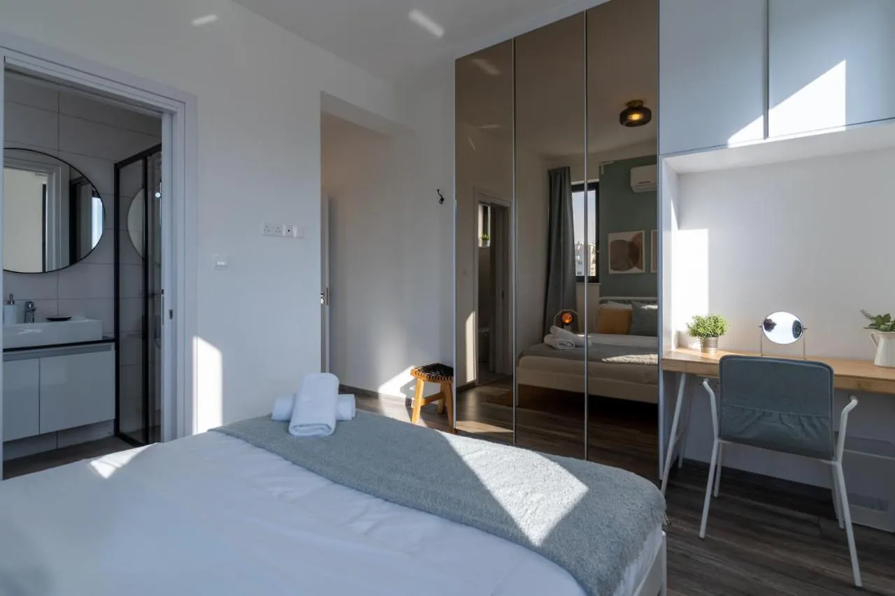 Marble 2-Bedroom Apartment In Larnaca